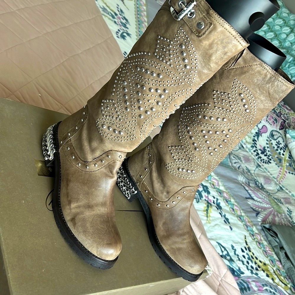 New condition Donald J Pliner studded boots, size 8.